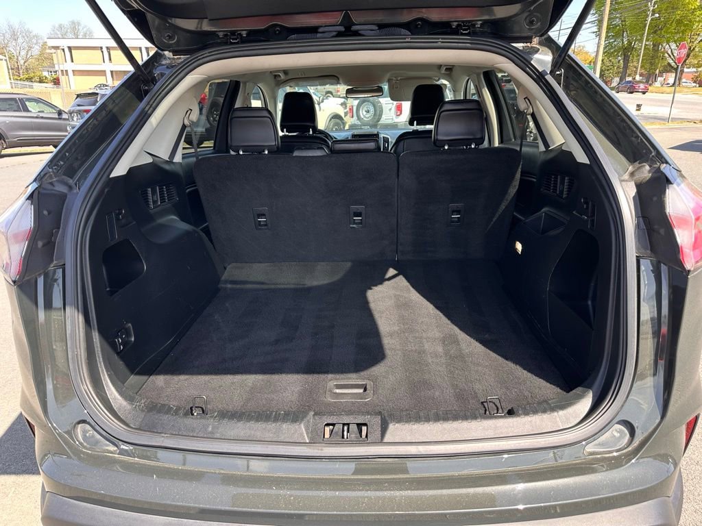 Used 2022 Ford Edge SEL image 40