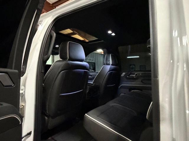 Used 2025 GMC Sierra 2500 AT4X AWD/4WD image 12