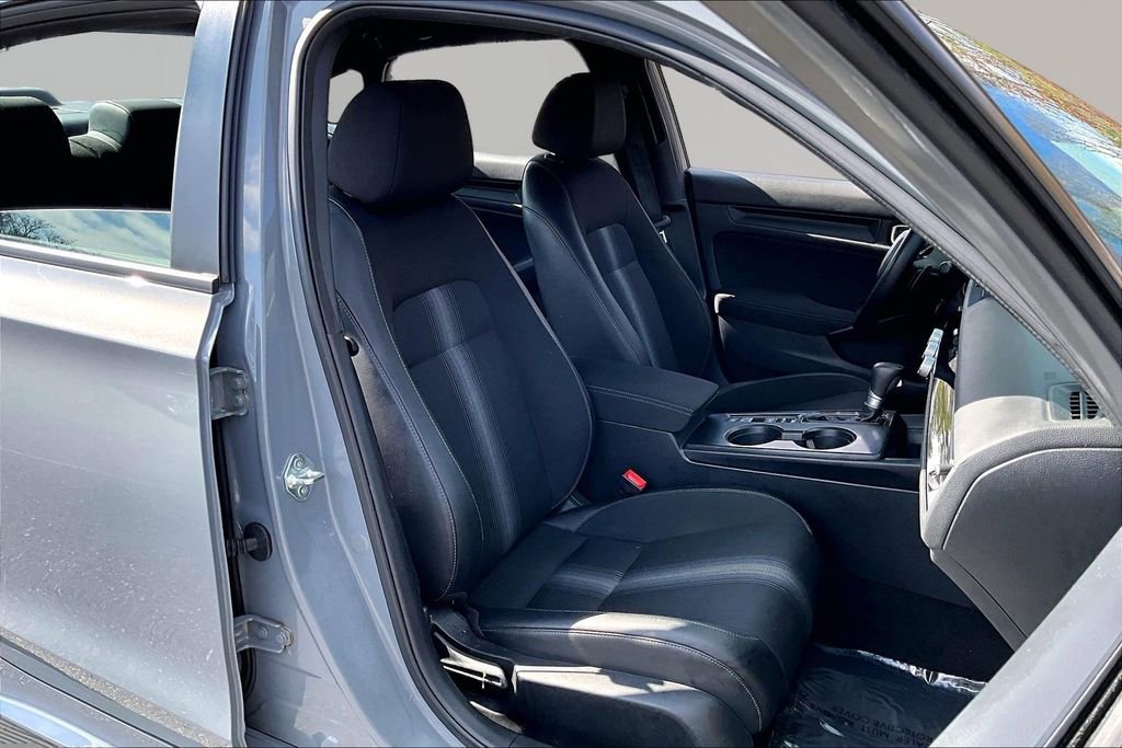 Used 2025 Honda Civic Sport image 21