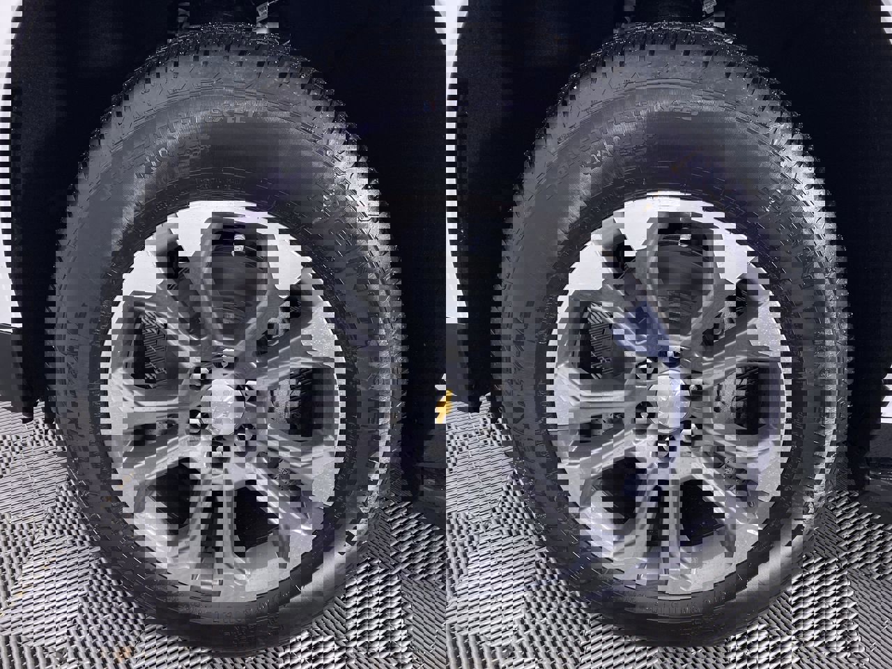 New 2026 Chevrolet Suburban LT w/ Comfort Package image 16