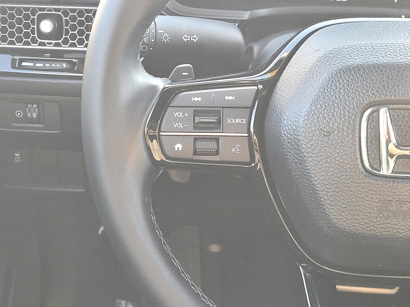 Used 2025 Honda Civic Sport image 26