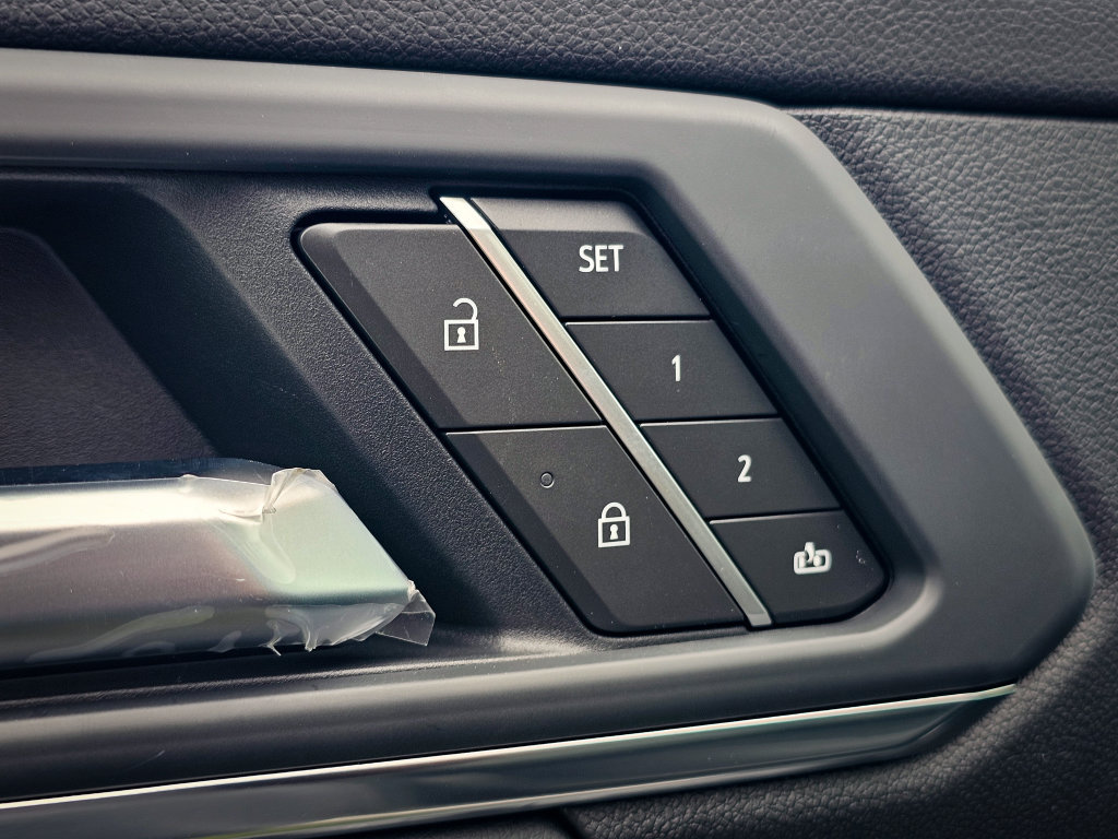 New 2027 GMC Terrain Elevation w/ Elevation Premium Package AWD/4WD image 10