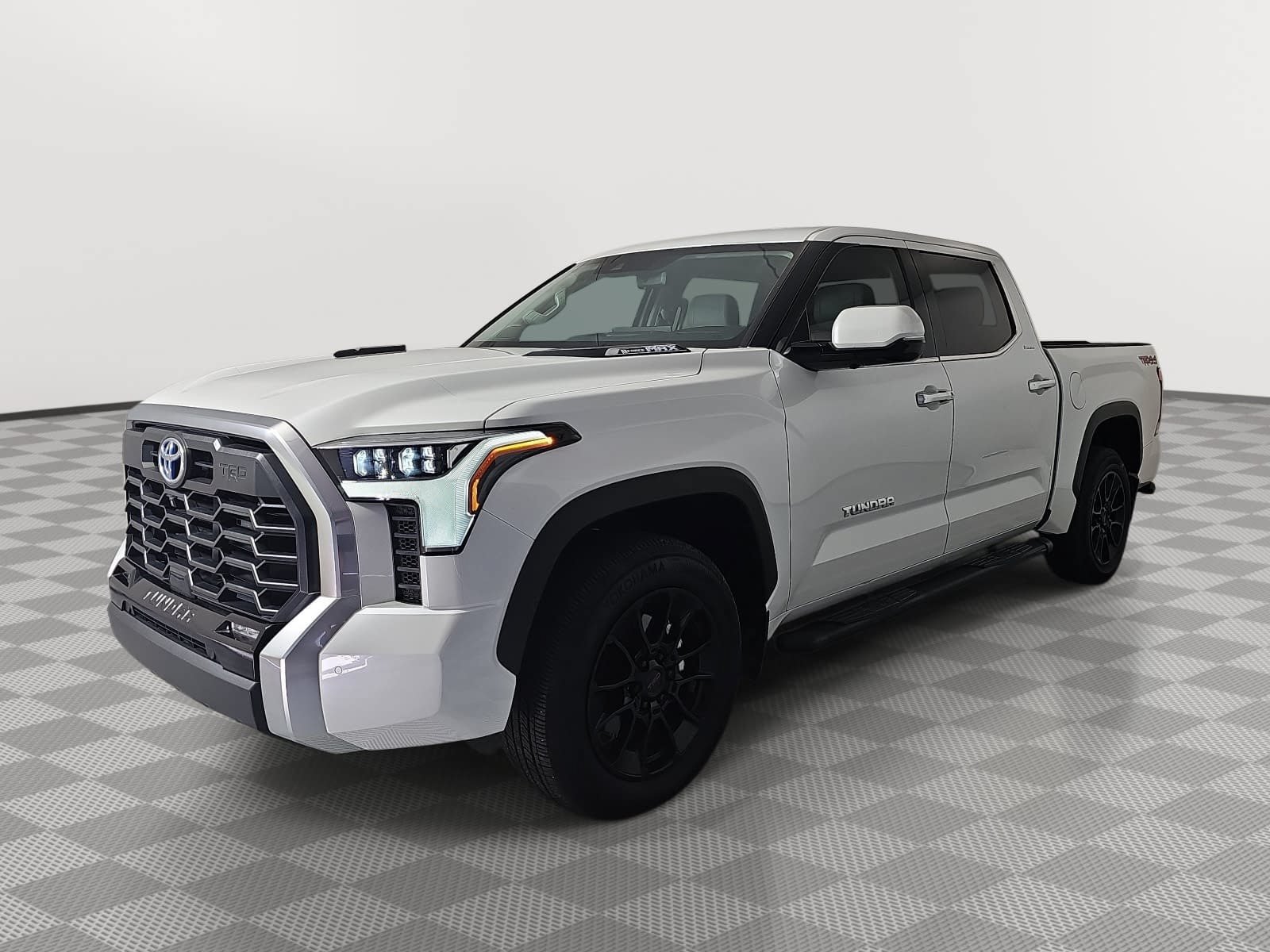 Used 2023 Toyota Tundra Limited w/ TRD Off-Road Package AWD/4WD image 4