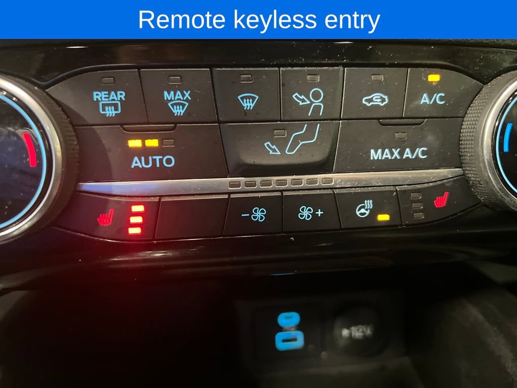 Used 2022 Ford Escape SEL image 7