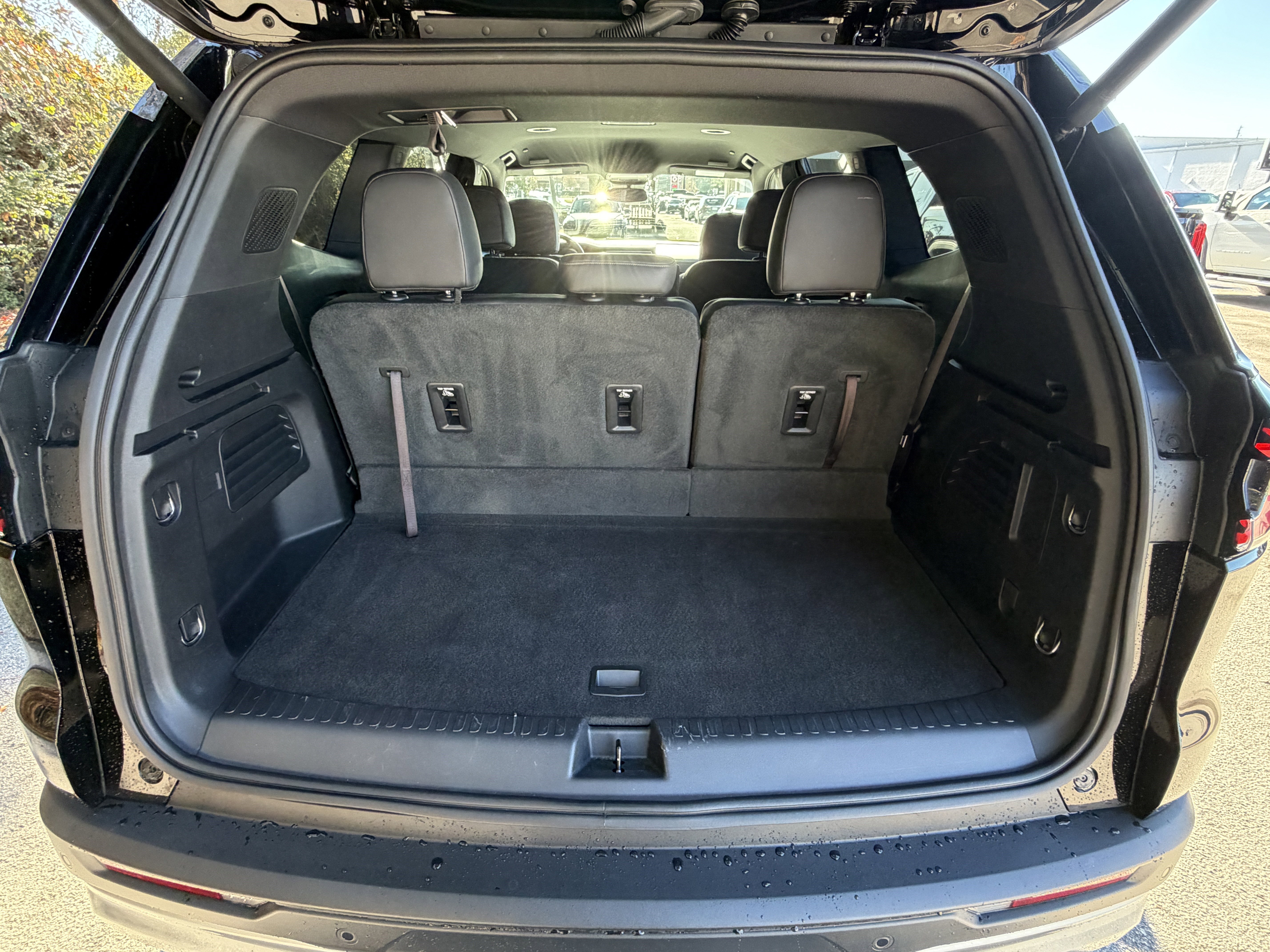 Used 2024 GMC Acadia Elevation w/ Luxury Package image 5