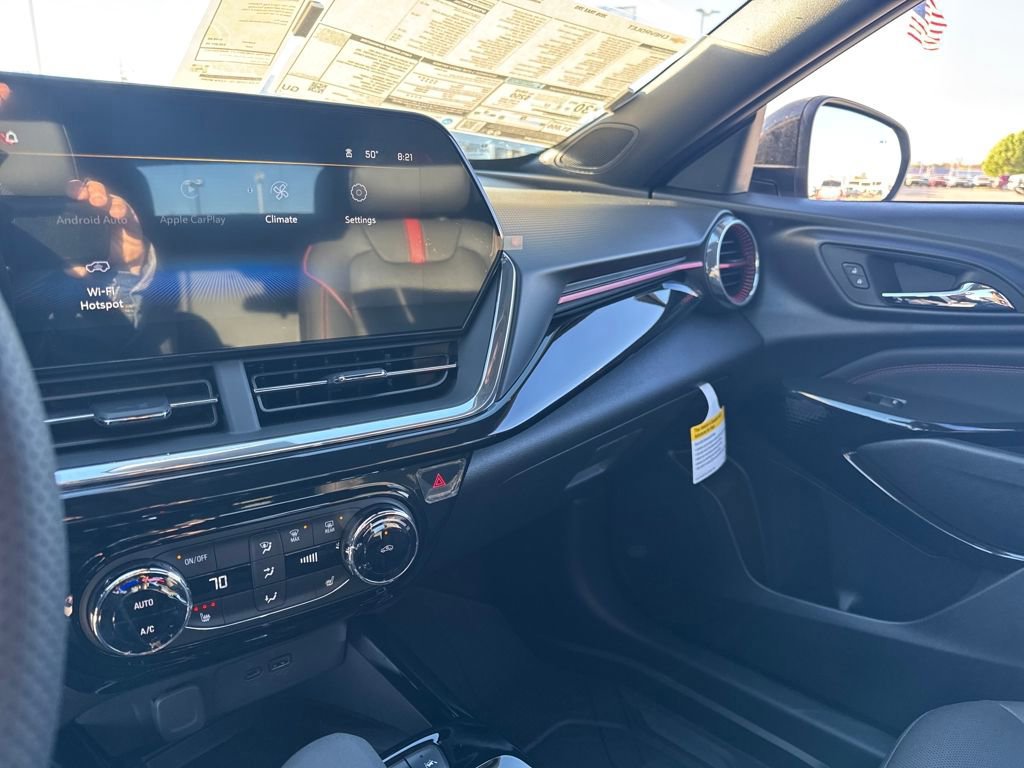 New 2026 Chevrolet Trax RS w/ Sunroof Package image 17