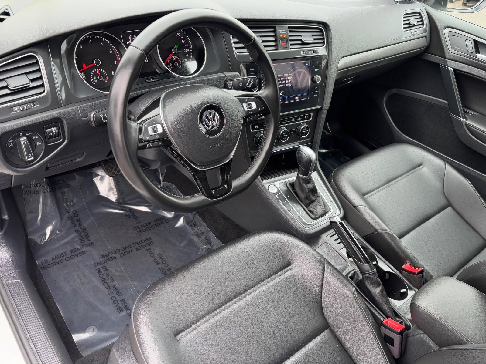 Used 2019 Volkswagen Golf S image 18