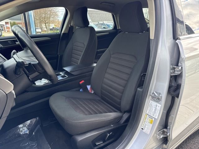 Used 2019 Ford Fusion SE AWD/4WD image 10