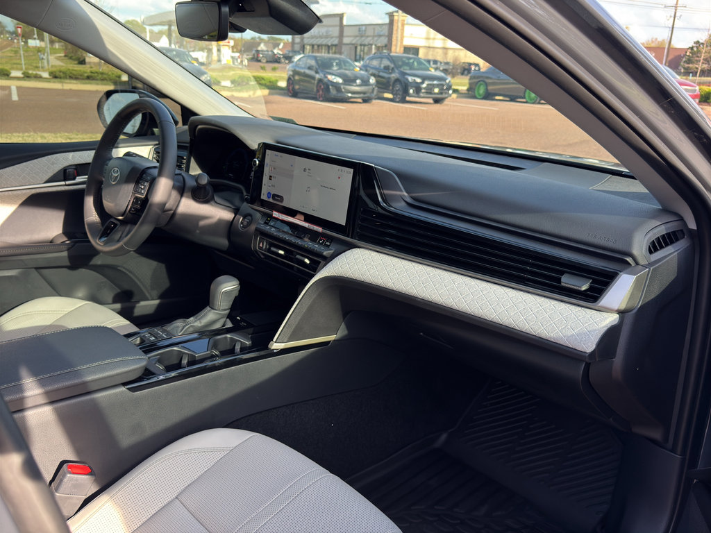 Used 2026 Toyota Camry XLE image 34
