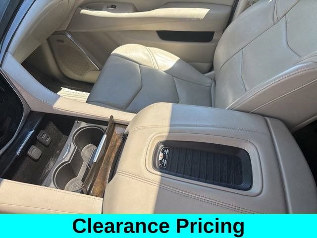 Used 2018 Cadillac Escalade ESV Luxury AWD/4WD image 23