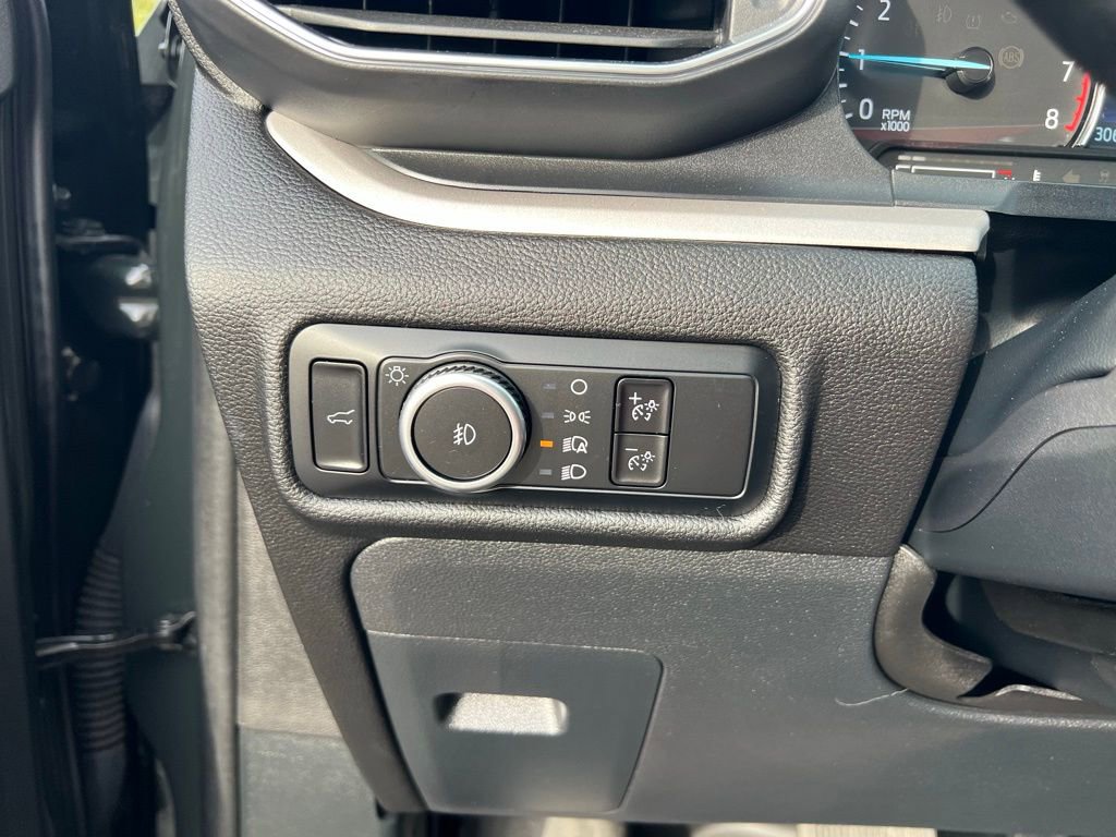 Used 2023 Ford Explorer XLT w/ Equipment Group 202A image 46