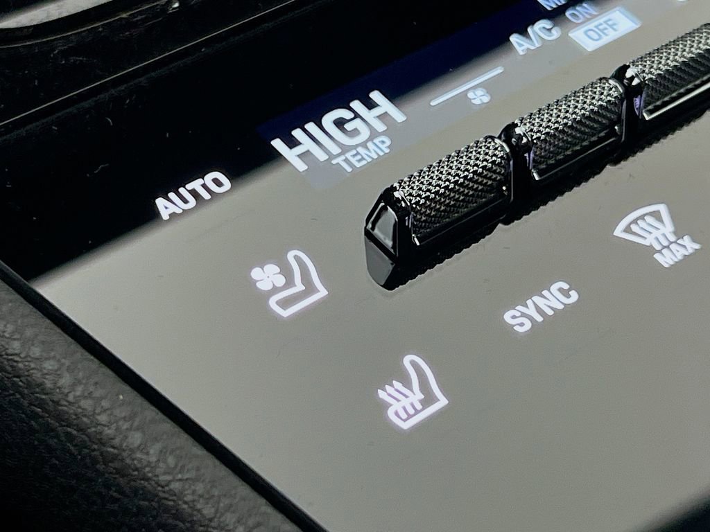 New 2026 Porsche Cayenne image 23