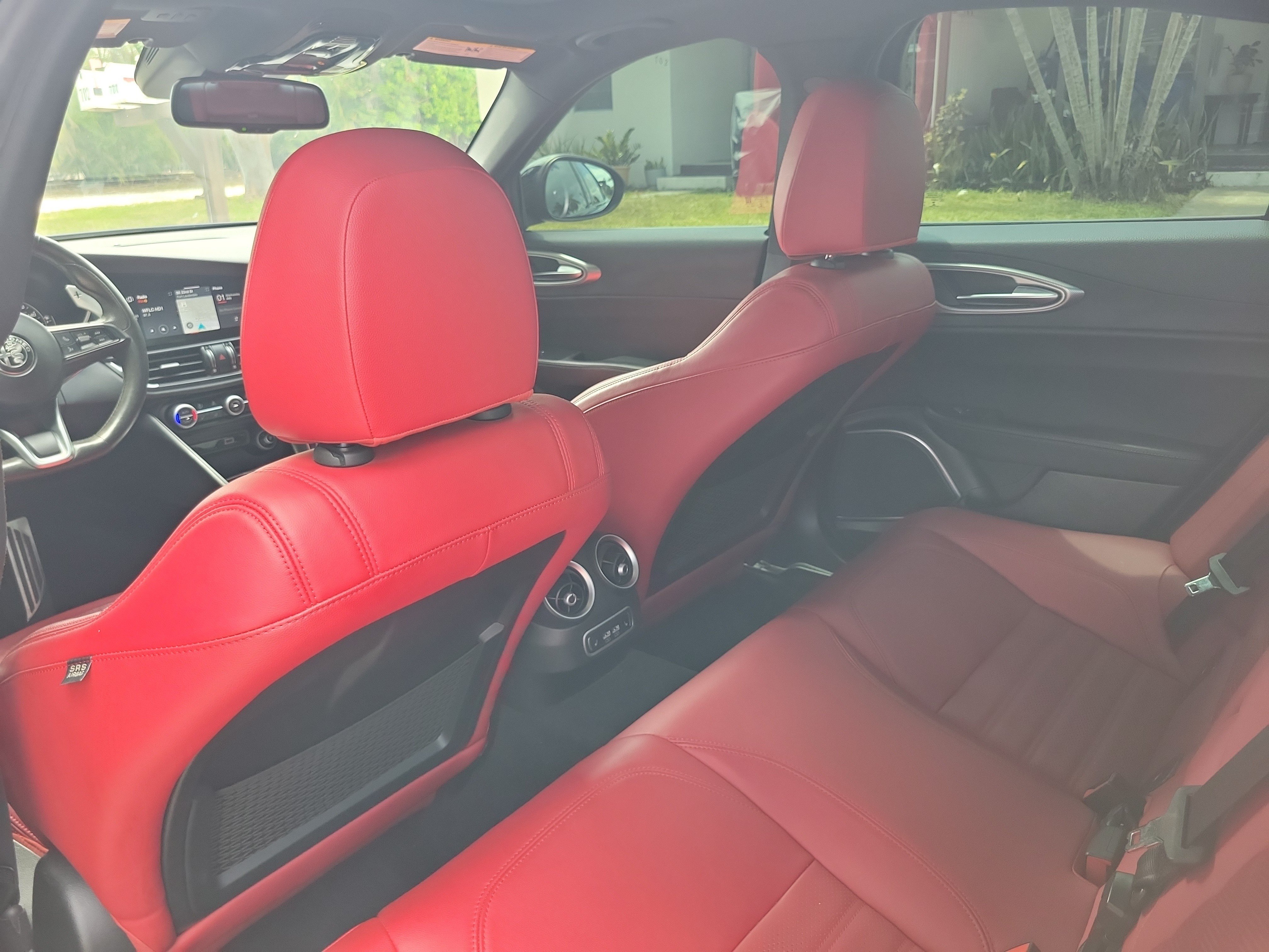 Used 2023 Alfa Romeo Giulia Veloce RWD image 14