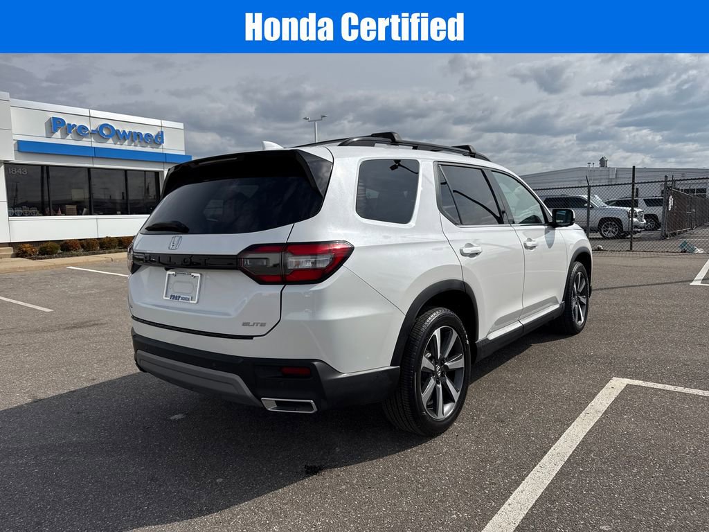 Certified 2025 Honda Pilot Elite image 8