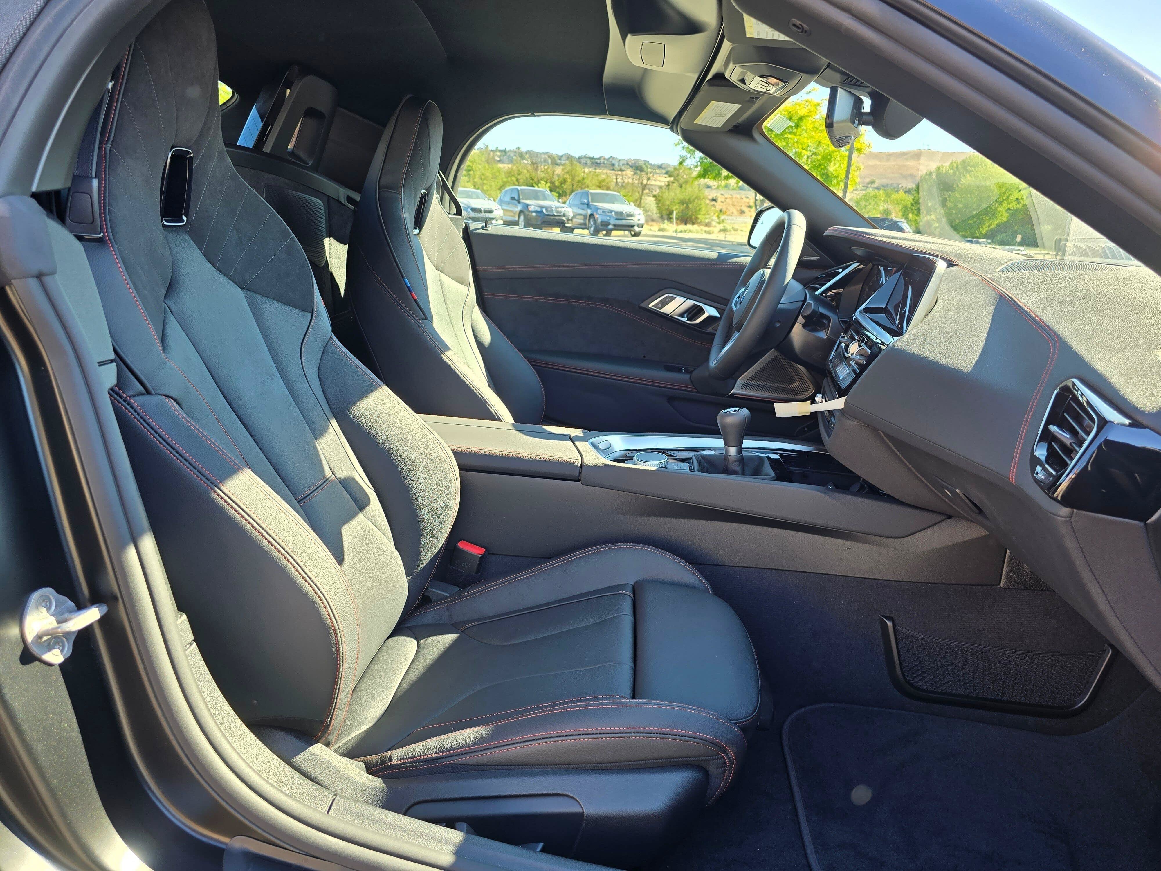 New 2026 BMW Z4 M40i RWD image 10
