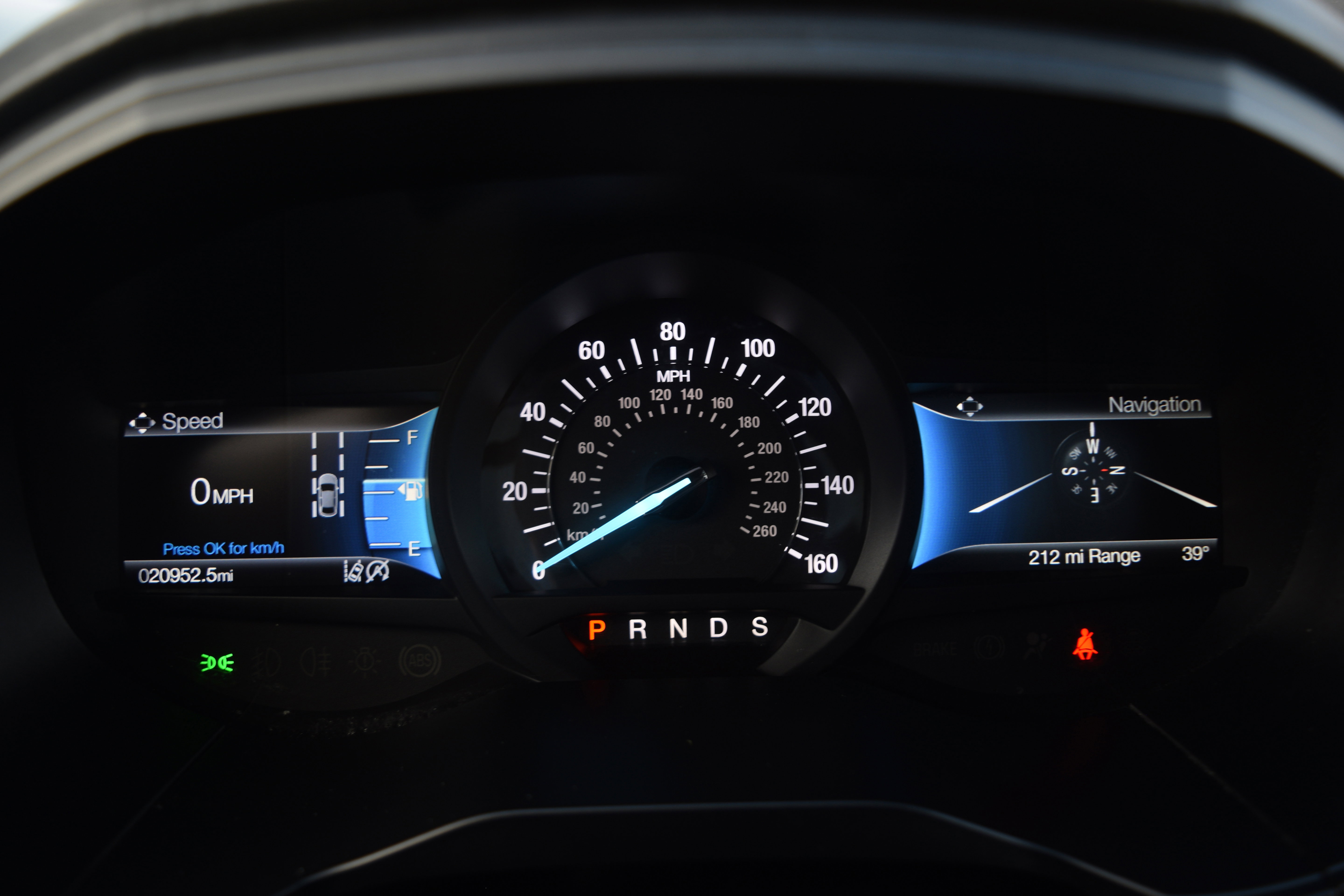 Used 2023 Ford Edge SEL w/ Convenience Package image 3