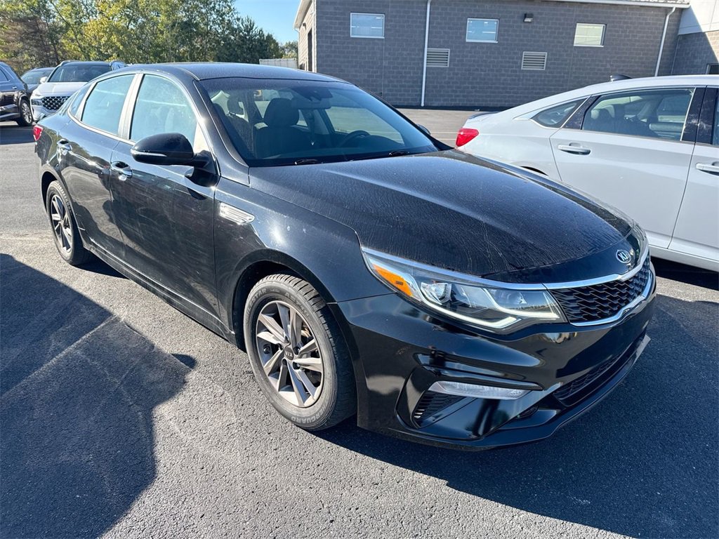 Used 2020 Kia Optima LX image 2
