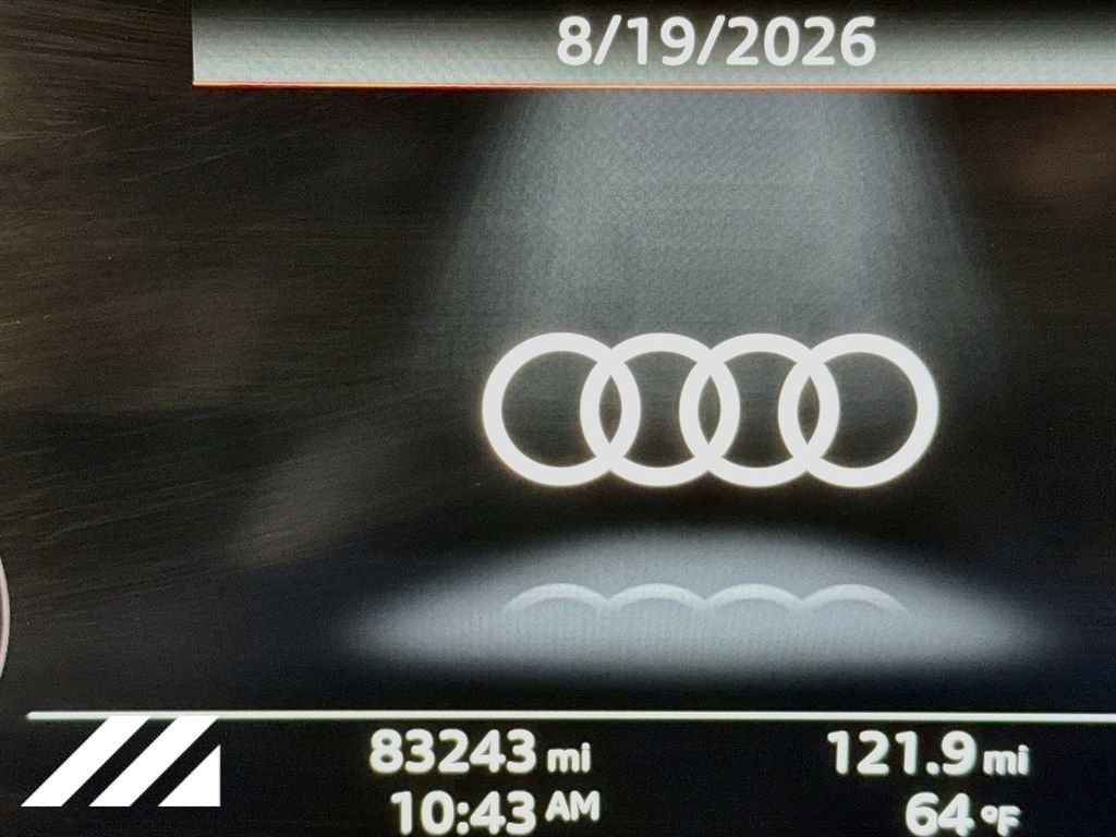 Used 2019 Audi Q8 Prestige w/ Luxury Package AWD/4WD image 13