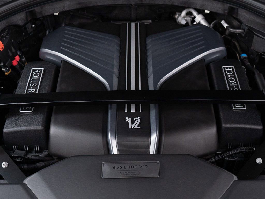 Used 2025 Rolls-Royce Cullinan Black Badge w/ Leather Finishing Pack AWD/4WD image 58