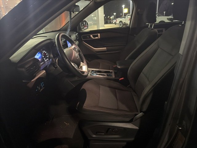 Used 2022 Ford Explorer XLT image 7