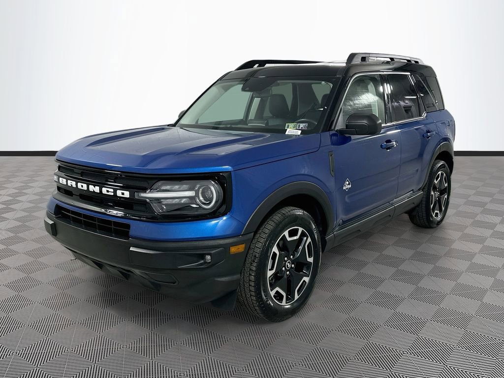 Used 2023 Ford Bronco Sport Outer Banks w/ Tech Package AWD/4WD image 3