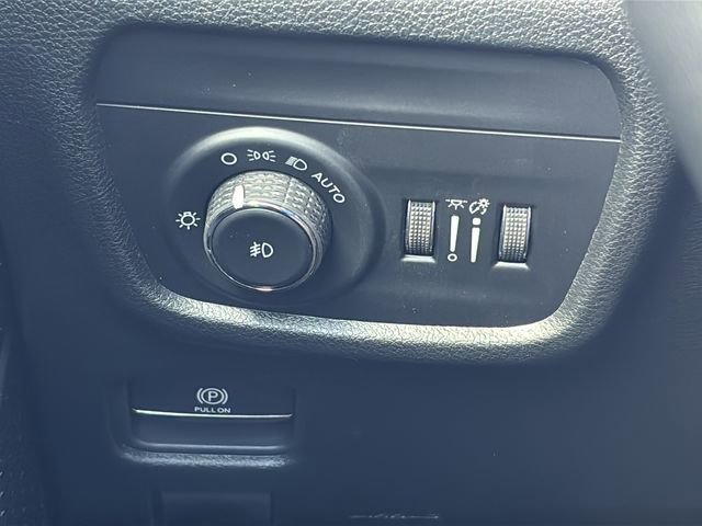 New 2026 Jeep Grand Cherokee L Limited w/ Limited Altitude Package image 34