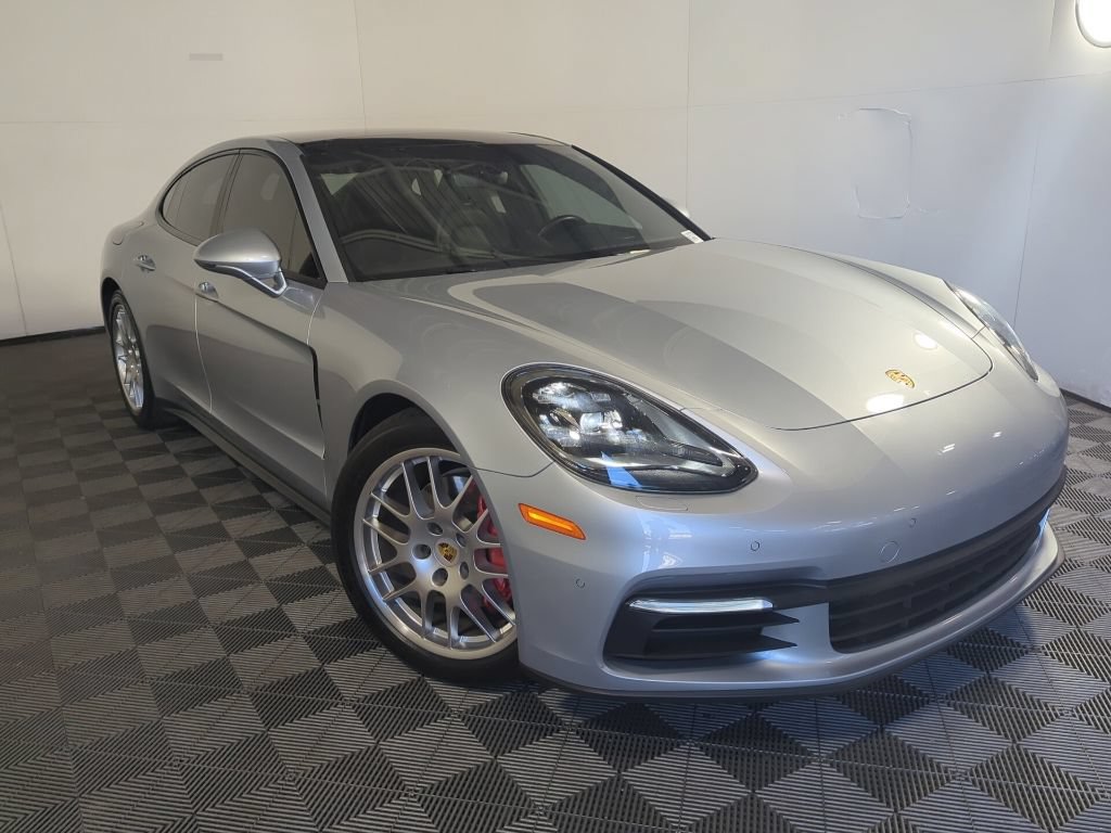 Used 2017 Porsche Panamera 4 AWD/4WD image 2