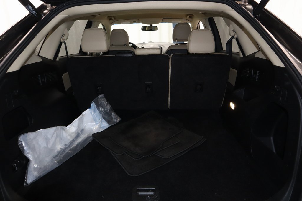 Used 2015 Ford Edge SEL w/ Equipment Group 201A image 19