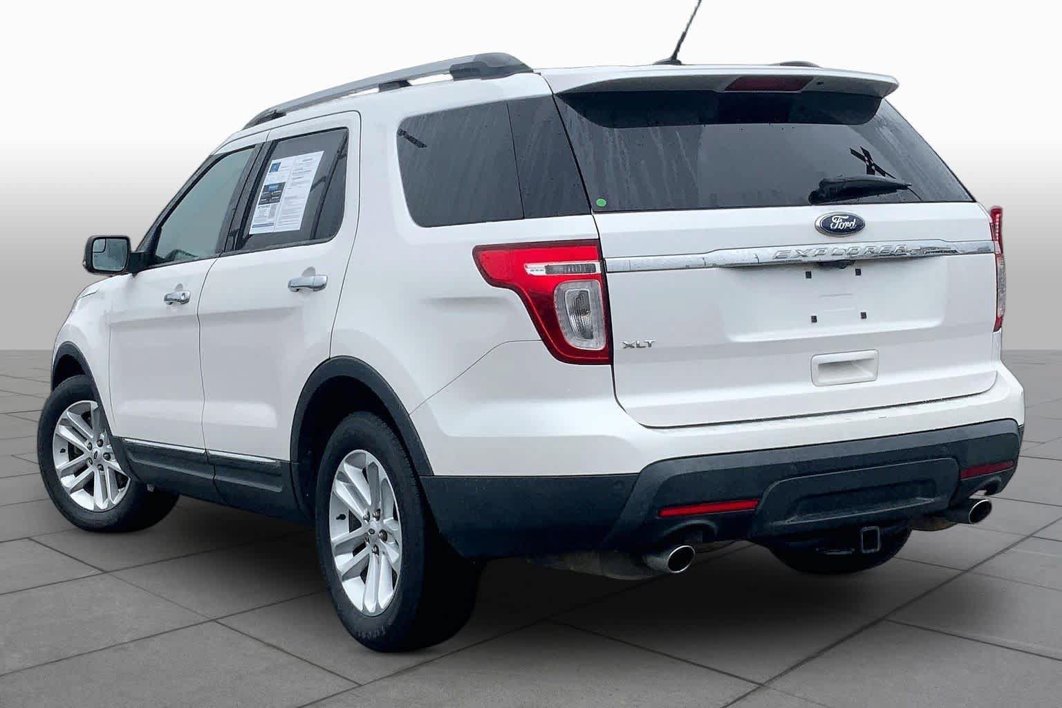 Used 2012 Ford Explorer XLT FWD image 11