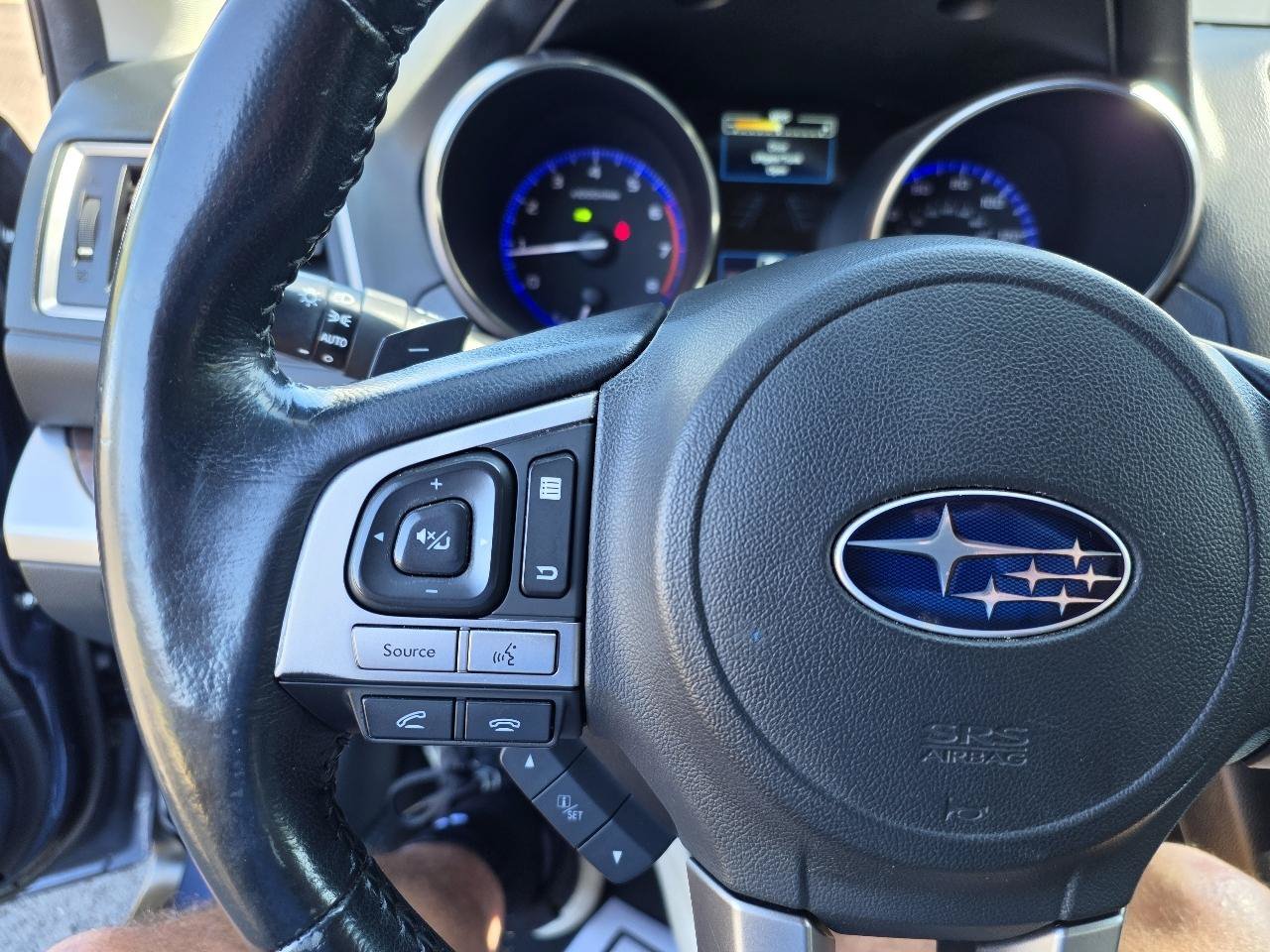 Used 2015 Subaru Outback 2.5i Limited AWD/4WD image 16