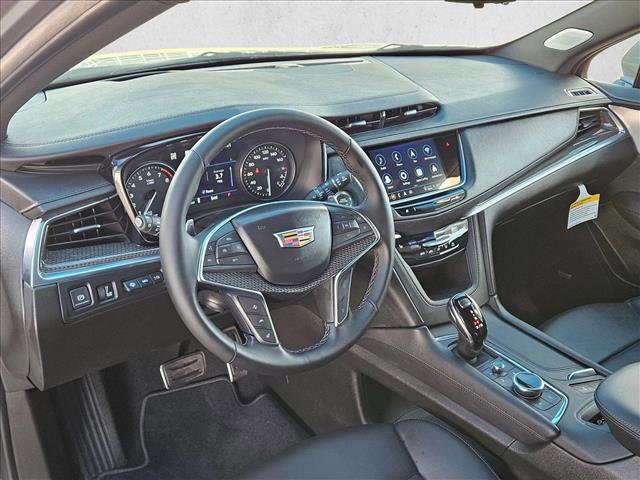 New 2025 Cadillac XT5 Sportv image 3
