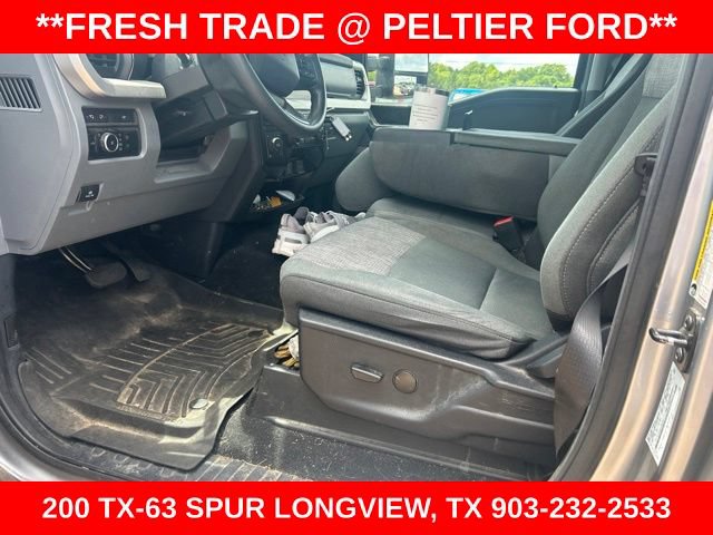 Used 2024 Ford F250 XLT w/ Black Appearance Package AWD/4WD image 6