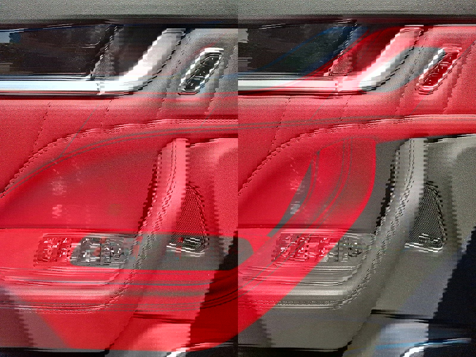 Used 2022 Maserati Levante Modena image 11