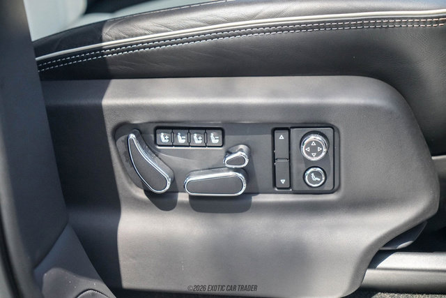 Used 2021 Bentley Bentayga AWD/4WD image 63