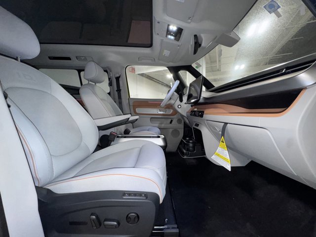 New 2025 Volkswagen ID. Buzz 1st Edition image 20