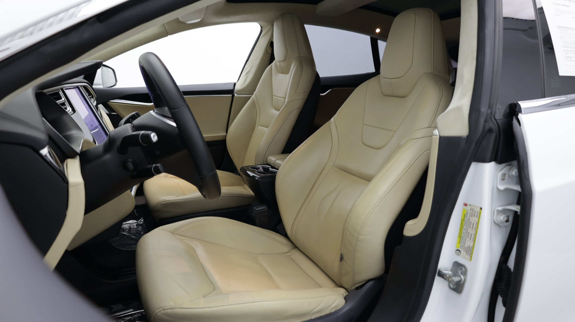 Used 2016 Tesla Model S 70 RWD image 11