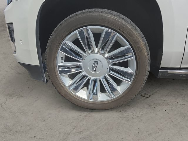 Used 2017 Cadillac Escalade Platinum AWD/4WD image 9