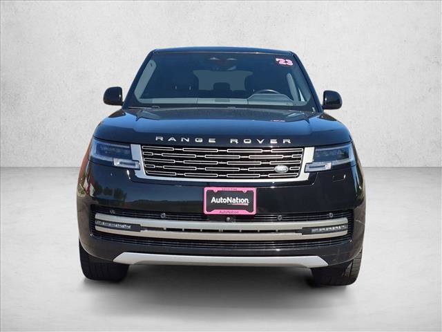 Used 2023 Land Rover Range Rover SE AWD/4WD image 2