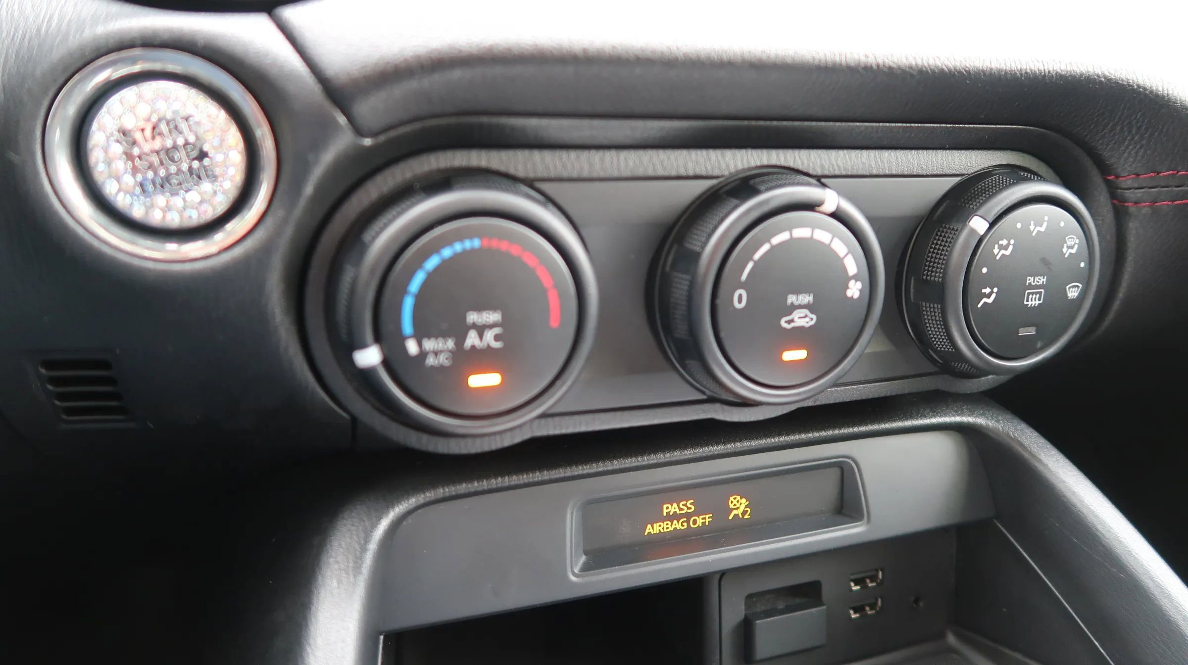 Used 2017 MAZDA MX-5 Miata Club image 30