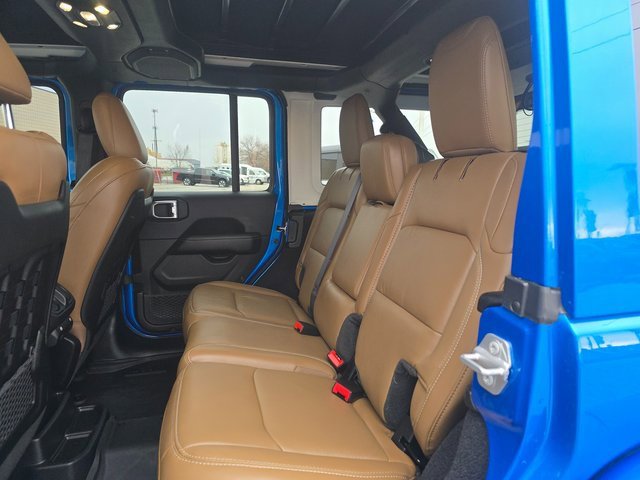Used 2023 Jeep Wrangler Unlimited Rubicon w/ LED Lighting Group image 13