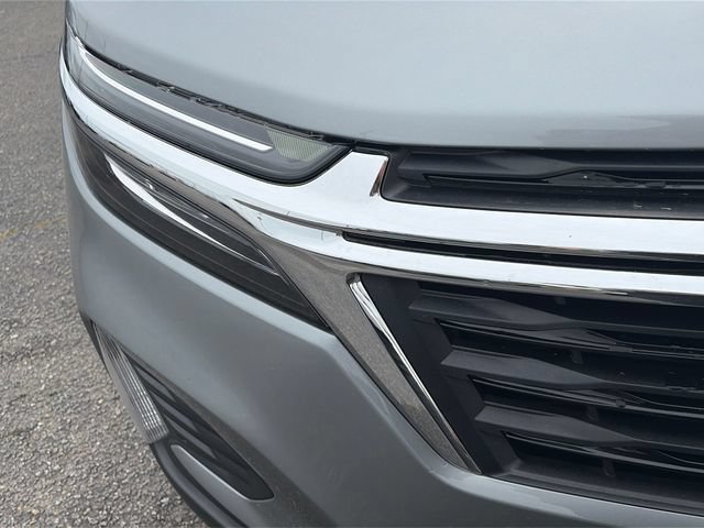 Used 2024 Chevrolet Equinox LT w/ LPO, Floor Liner Package AWD/4WD image 12