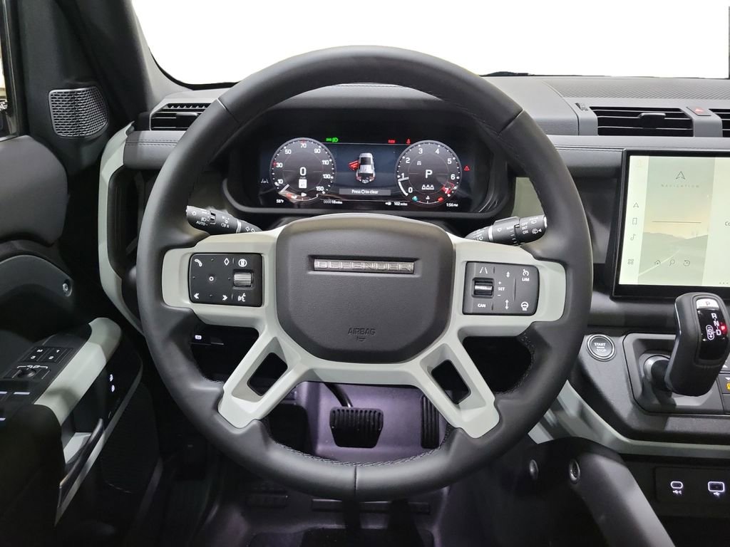 Used 2024 Land Rover Defender 110 SE AWD/4WD image 25