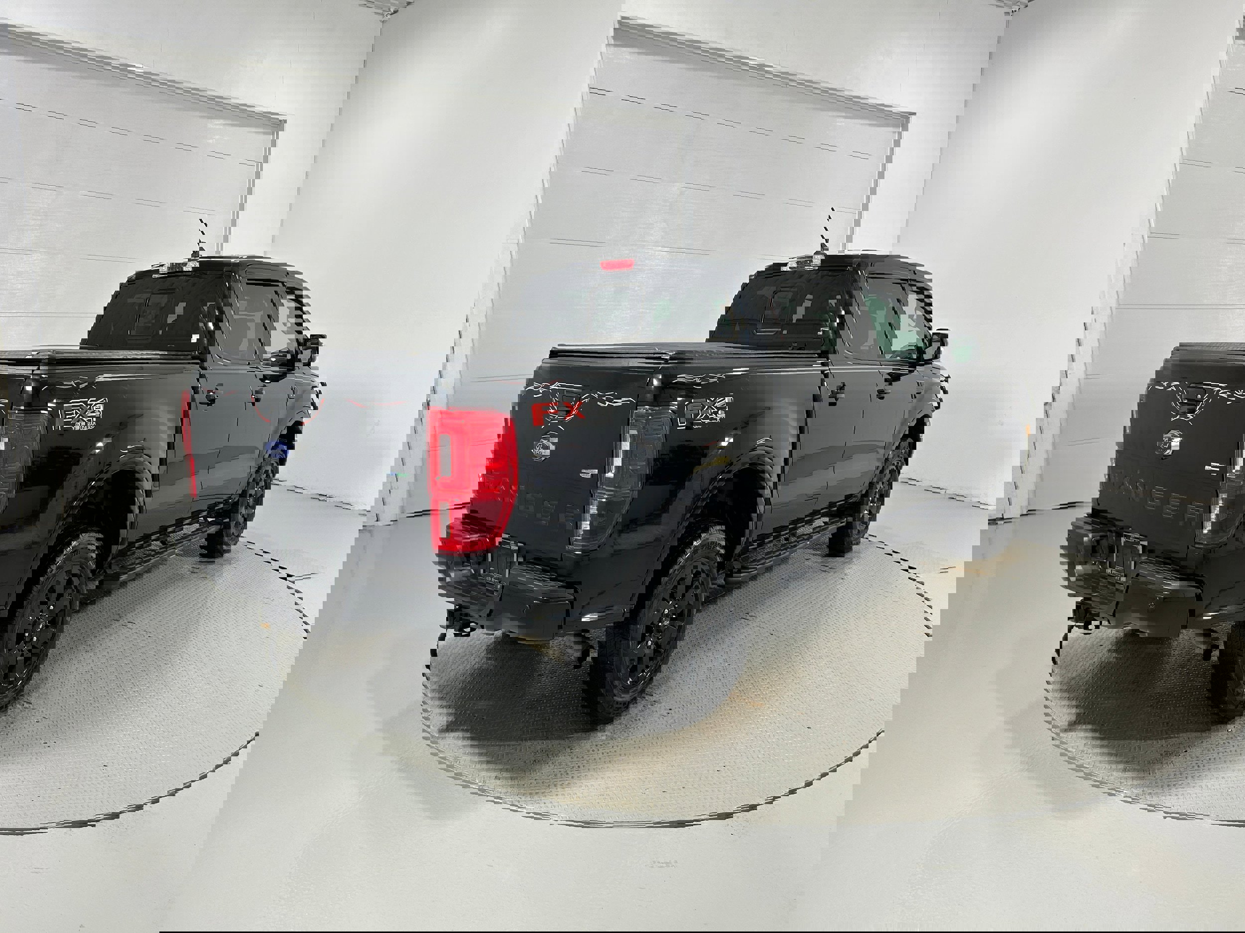 Used 2019 Ford Ranger Lariat w/ Black Appearance Package image 34