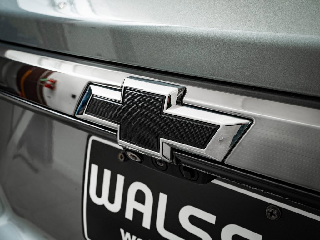 Used 2023 Chevrolet Traverse Premier image 18