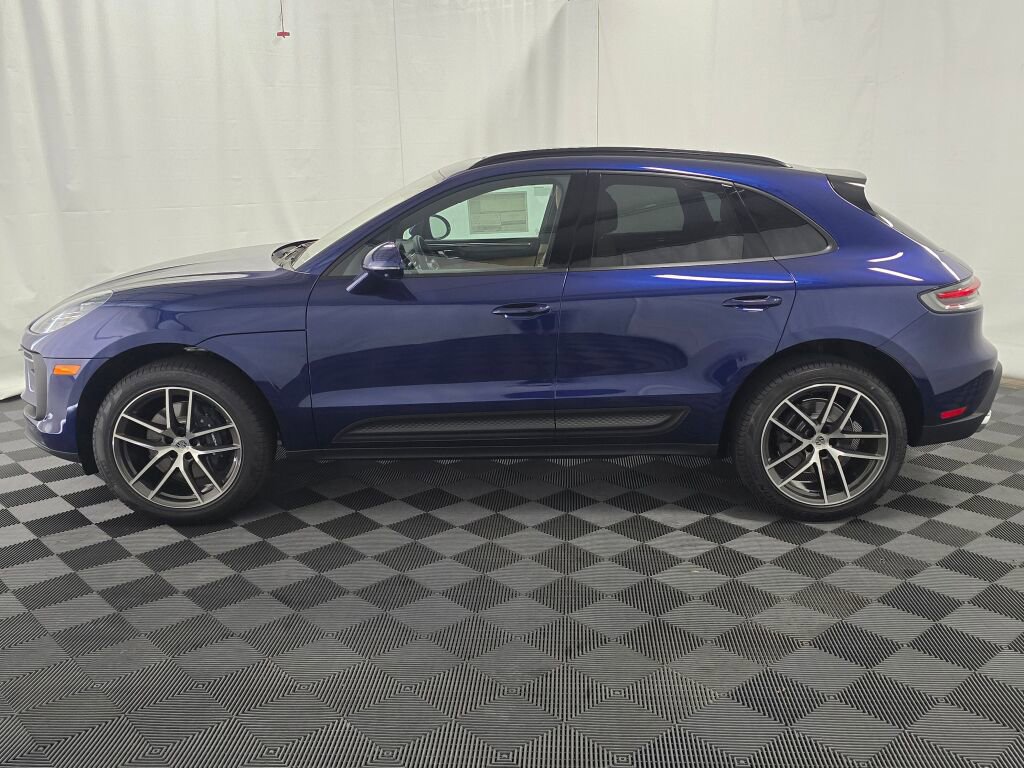 New 2026 Porsche Macan AWD/4WD image 2