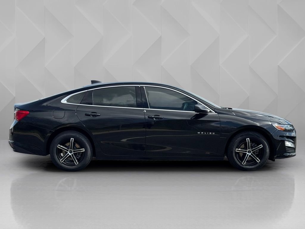 Used 2022 Chevrolet Malibu LS image 4