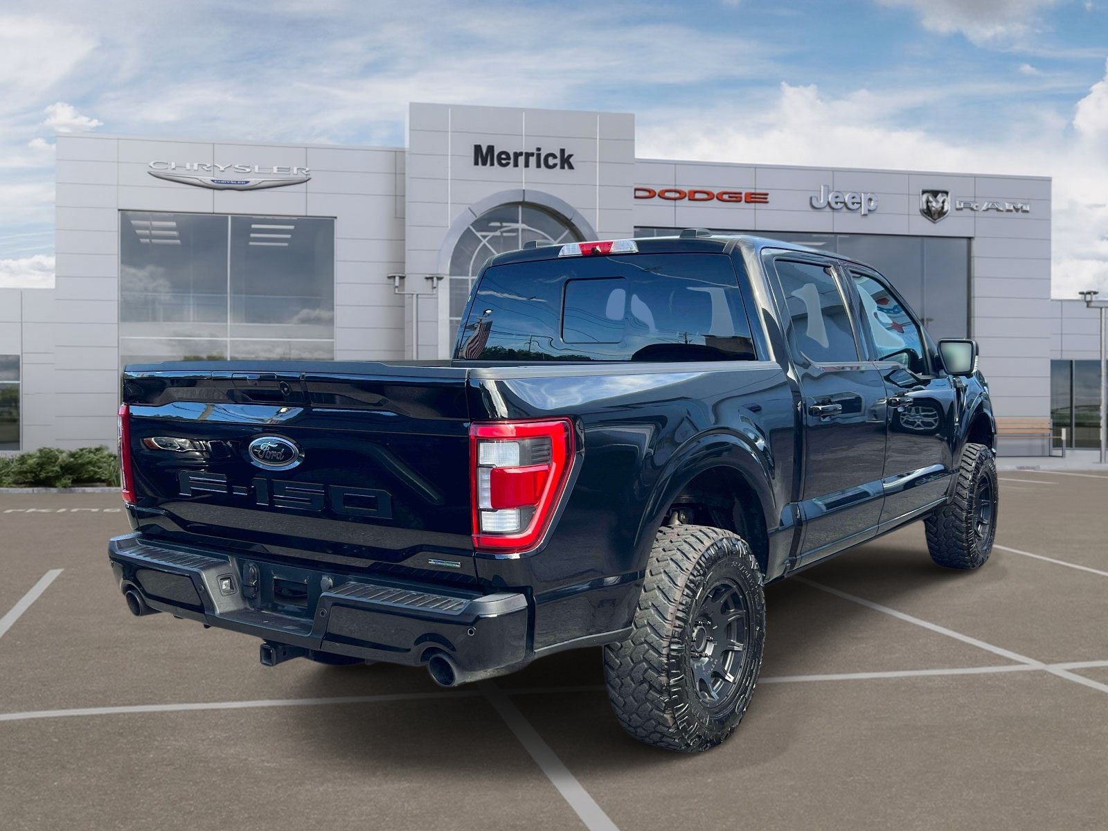 Used 2023 Ford F150 Lariat w/ Equipment Group 502A High AWD/4WD image 6
