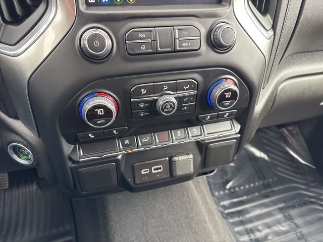 Used 2022 Chevrolet Silverado 1500 LT w/ Z71 Off-Road Package image 16