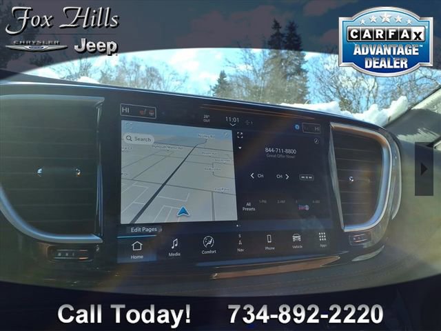 New 2026 Chrysler Pacifica Pinnacle w/ Trailer Tow Group image 20