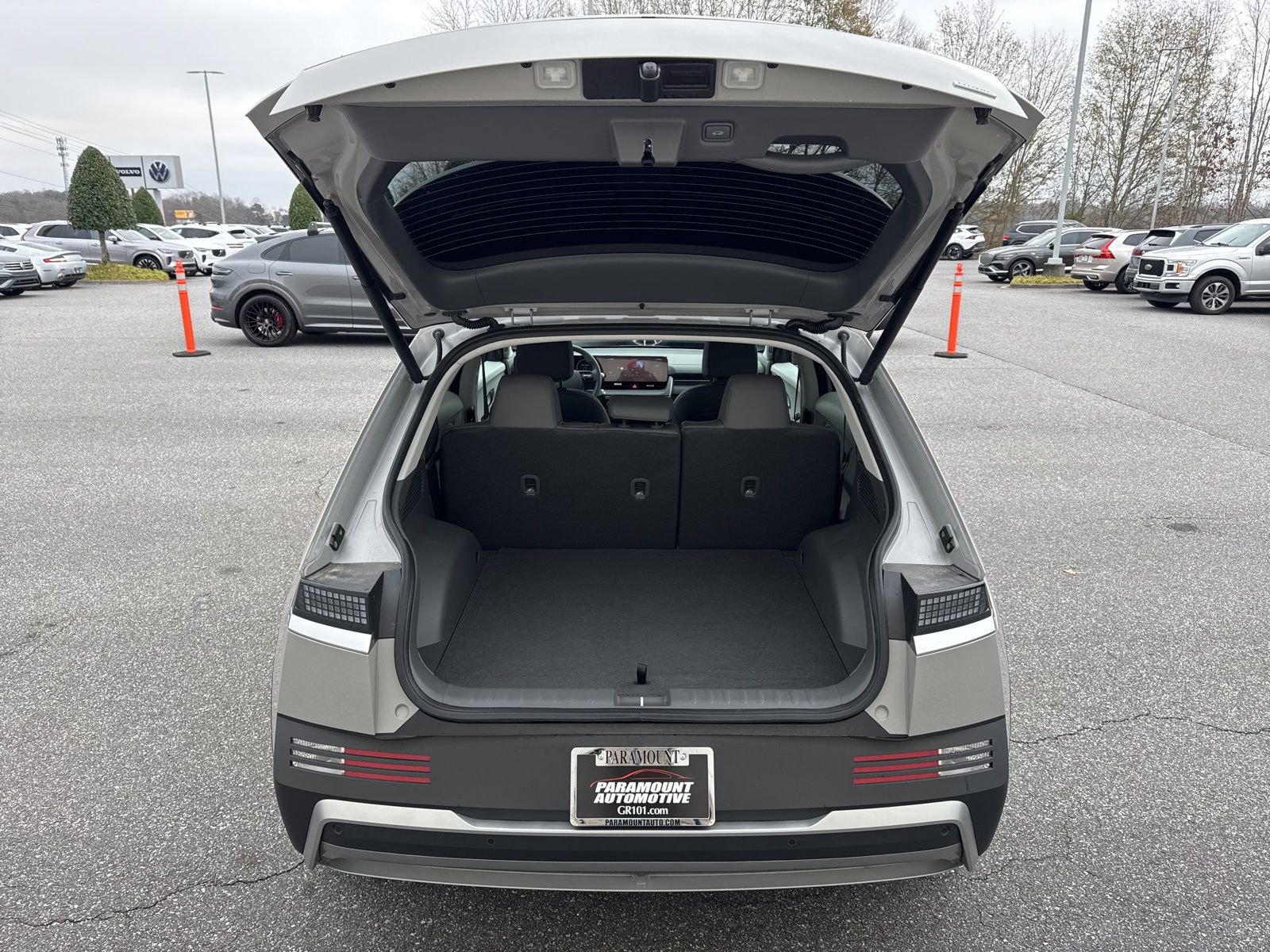 Used 2025 Hyundai Ioniq 5 SEL image 12